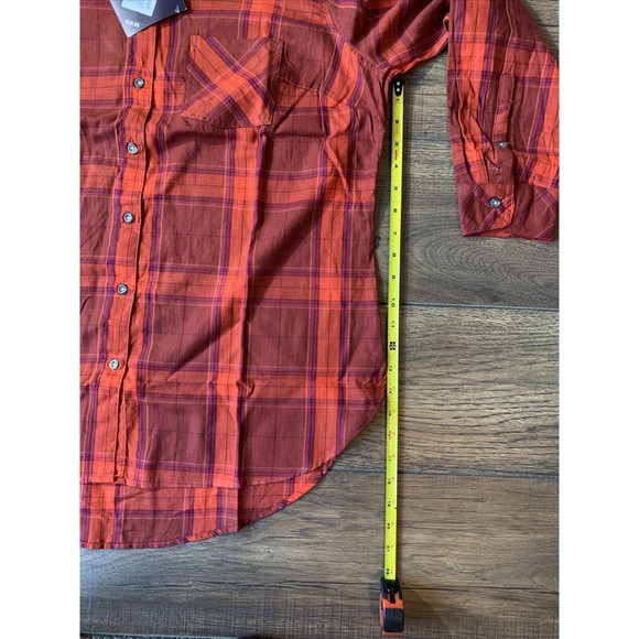 Women’s Ava & Viv Plaid Long Sleeve Collared Button-Down top red plaid X, 1020 - Picture 5 of 10
